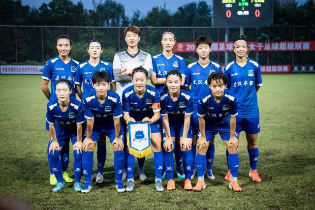 纪卓13+13青岛送四川22连败 广州大胜同曦